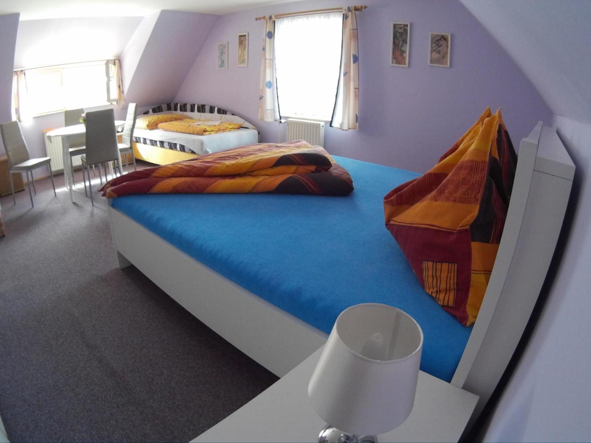 Penzion Sv. Duch チェスキー クルムロフ 部屋 写真
